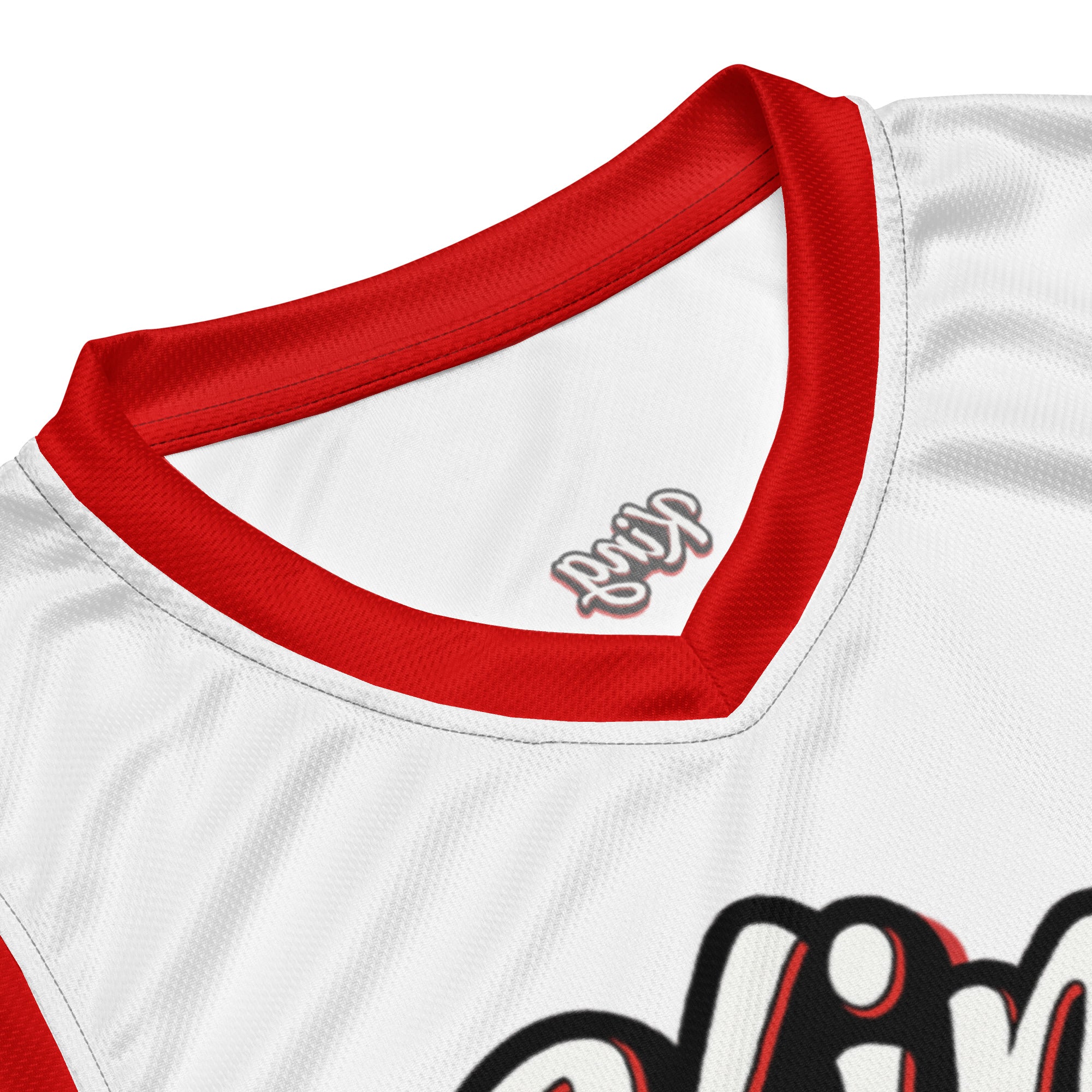 Weißes Basketball-Shirt mit roten Seitenstreifen und roten Kragen. Auf der Brust steht in weißer Schrift mit rotem Schatten und schwarzem Rand das Wort "King".