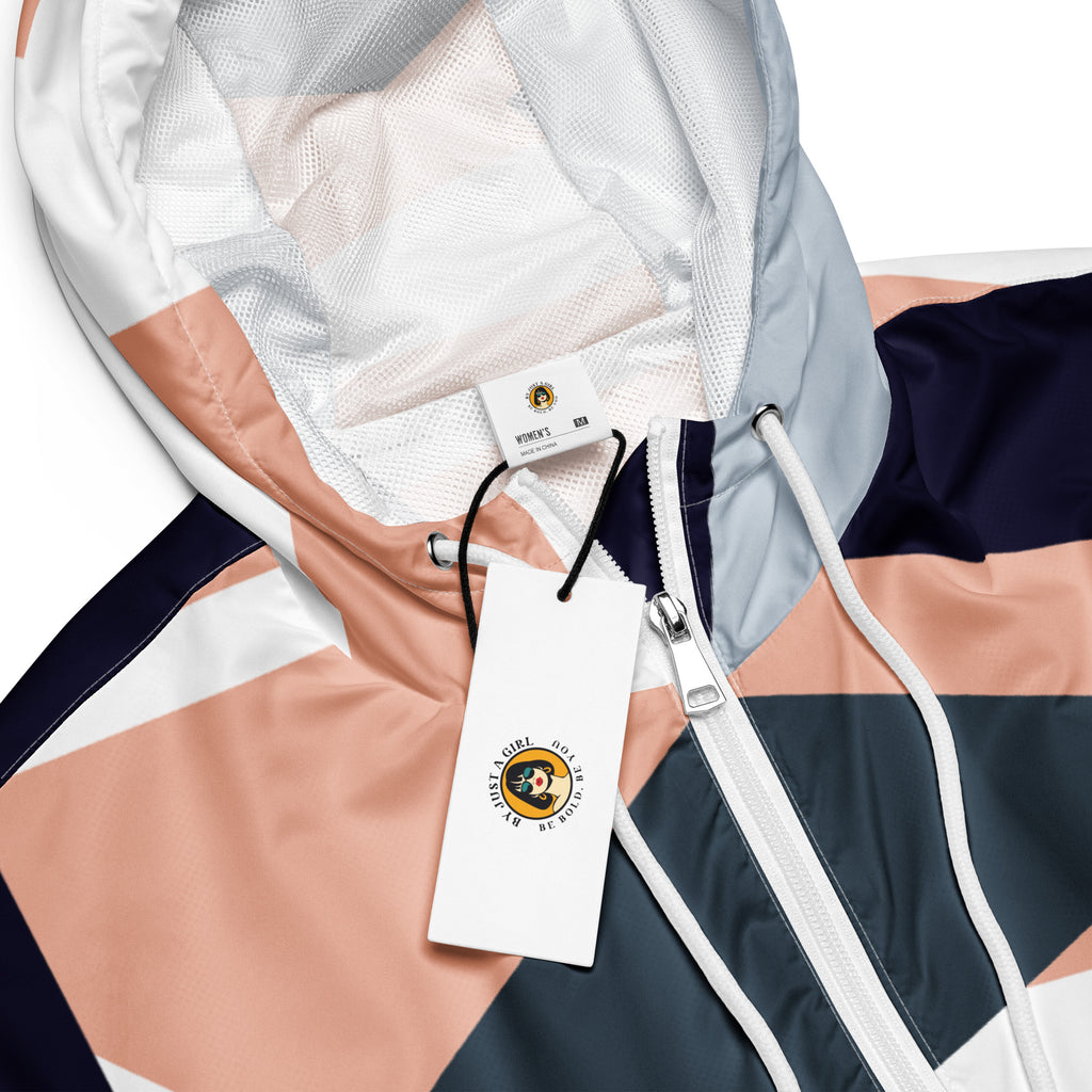 Cropped Windbreaker mit Stylischem Block Muster. Lässiger Streetstyle für Frauen von By Just a Girl.