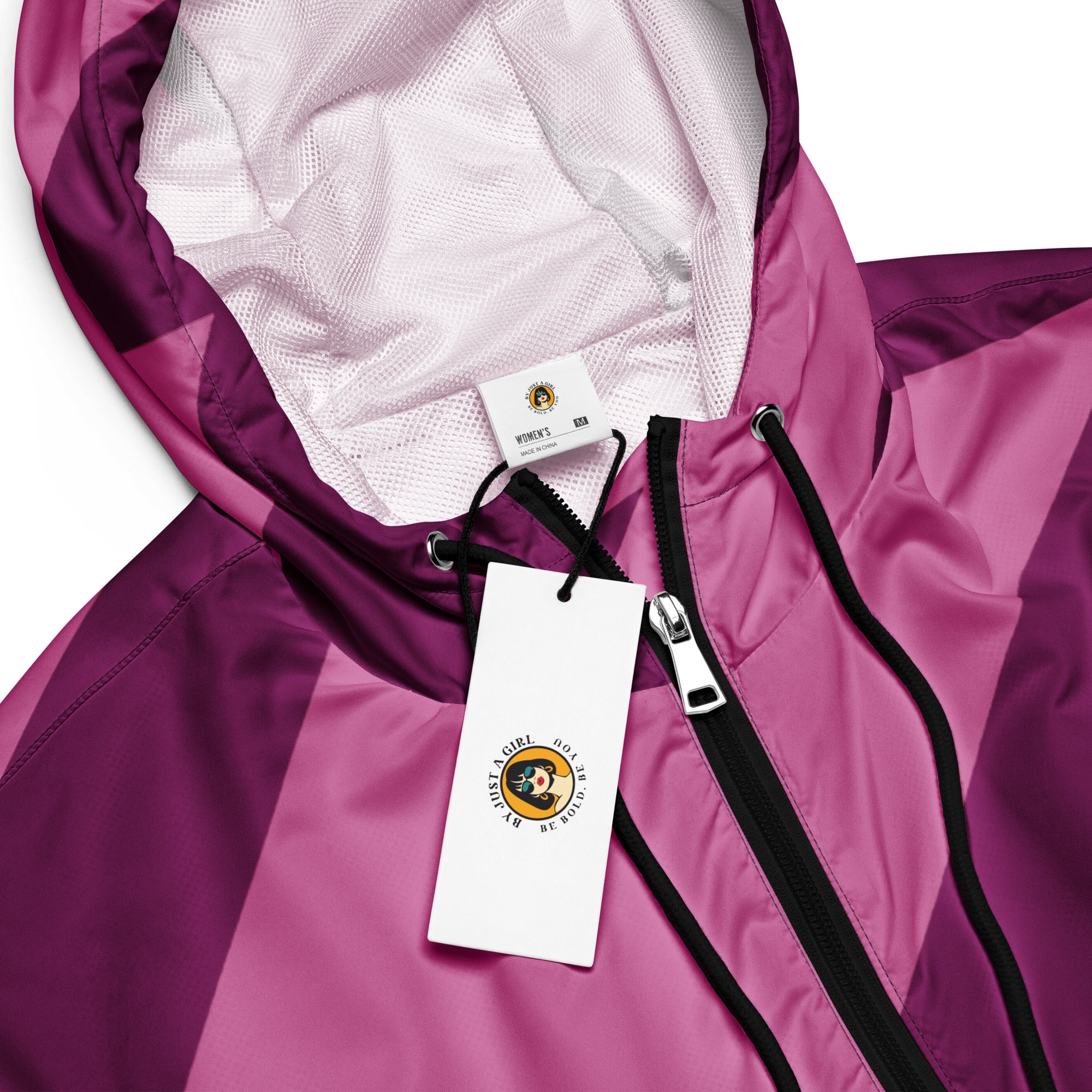 Cropped Windbreaker im  Blockstreifen Design in warmen  Beere und Bordeaux. Femininer Streetstyle mit weicher Kraft, designed by,  By Just a Girl.