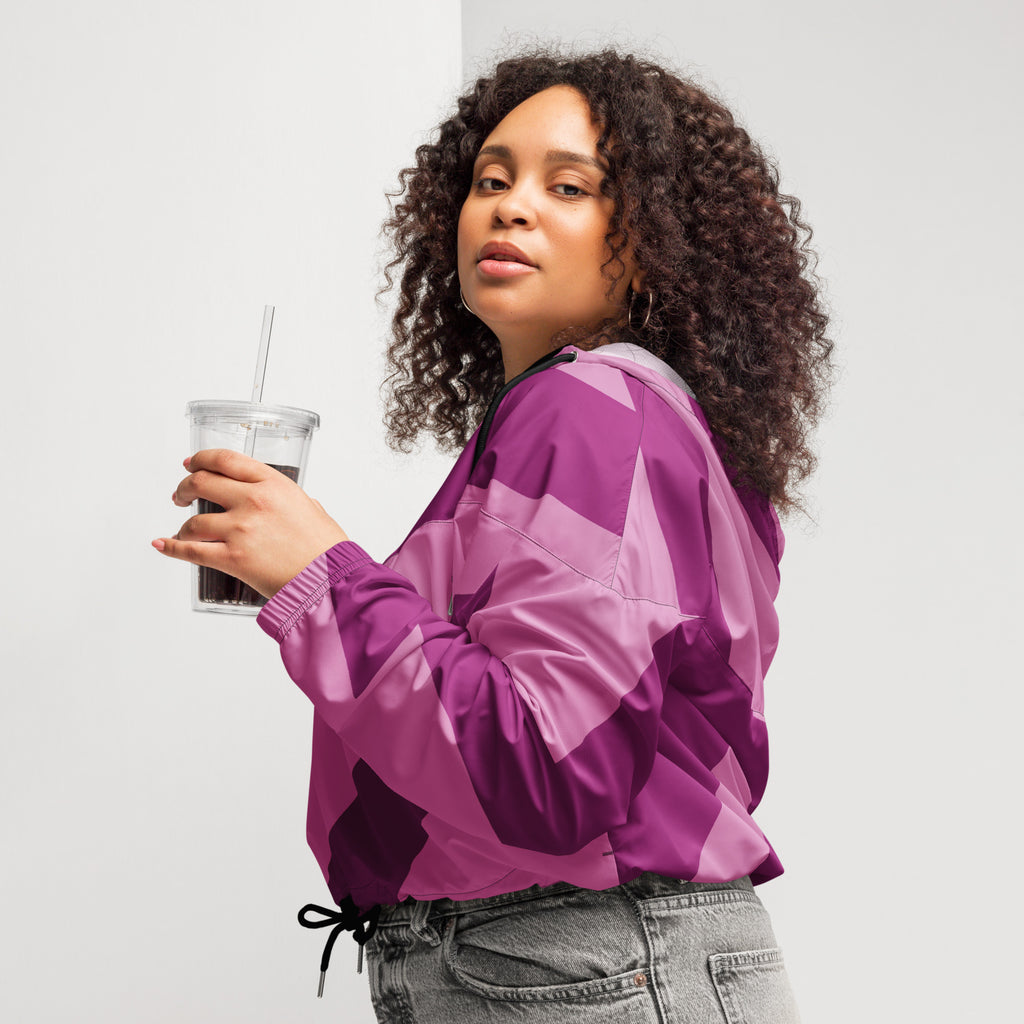 Cropped Windbreaker im  Blockstreifen Design in warmen  Beere und Bordeaux. Femininer Streetstyle mit weicher Kraft, designed by,  By Just a Girl.