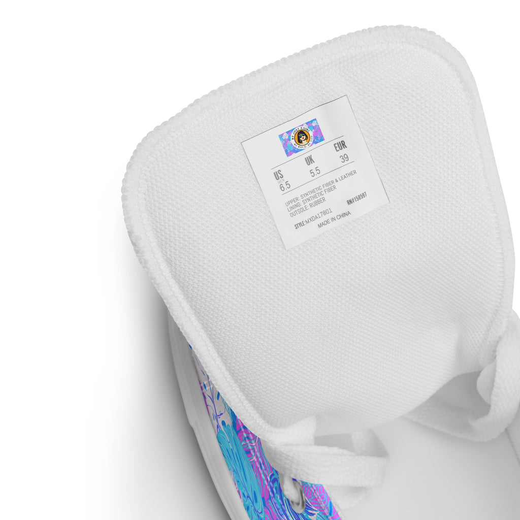 High Top Canvas Schuhzungen Innenansicht der Grössenangabe sowie das Logo. By Just a Girl.