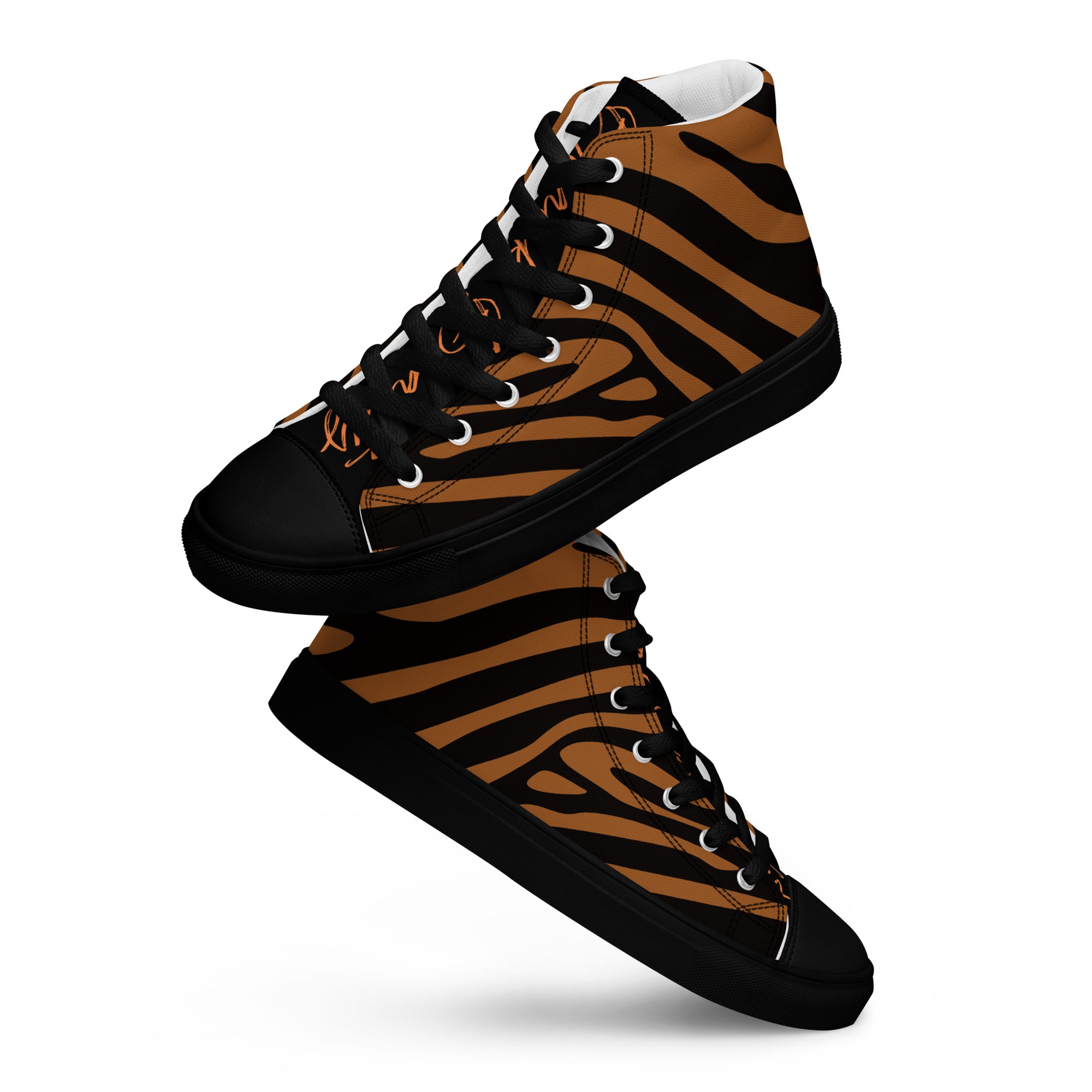 Die Damen High Top Canvas "Spicy Stripes" werden schwebend gegeneinander angezeigt. Auf der Schwarzen Schuhzunge ist mit Oranger Schreibschrift Black Beauty geschrieben da es dazu eine passende Jacke gibt. Designed, by Just a Girl.