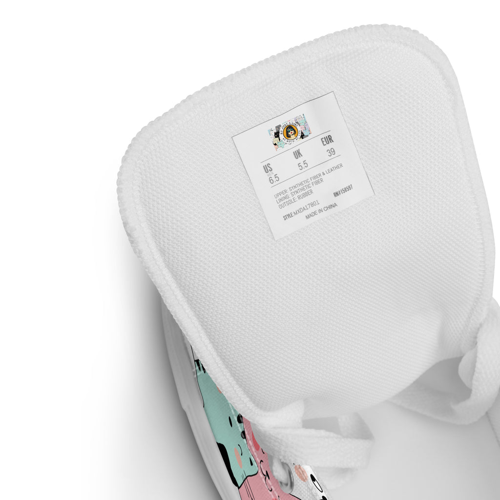 Damen High Top Canvas Schuhzungen Innenansicht auf die Grössenangaben mit Logo. By Just a Girl.